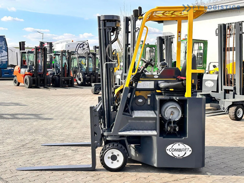 Combilift C3000CB / LPG / TRIPLEX / 4900MM / FREE LIFT / POSITIONER / LIKE NEW C3000CB / LPG / TRIPLEX / 4900MM / FREE LIFT / POSITIONER / - Ричтрак с движение в 4 посоки: снимка 5 Combilift C3000CB / LPG / TRIPLEX / 4900MM / FREE LIFT / POSITIONER / LIKE NEW C3000CB / LPG / TRIPLEX / 4900MM / FREE LIFT / POSITIONER / - Ричтрак с движение в 4 посоки: снимка 5