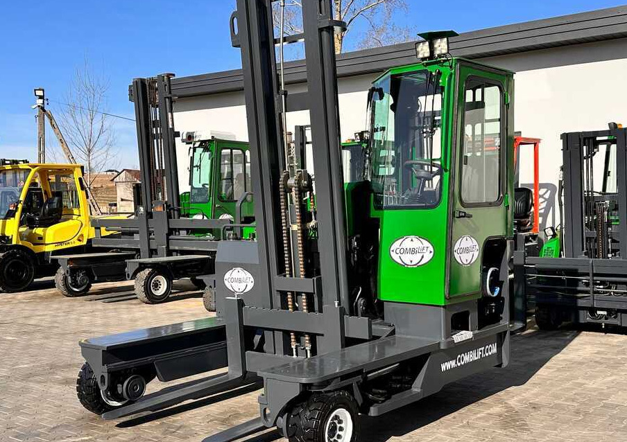 Combilift C4000 / LPG / DUPLEX / 4500MM / FREE LIFT / LIKE NEW - Ричтрак с движение в 4 посоки: снимка 2 Combilift C4000 / LPG / DUPLEX / 4500MM / FREE LIFT / LIKE NEW - Ричтрак с движение в 4 посоки: снимка 2