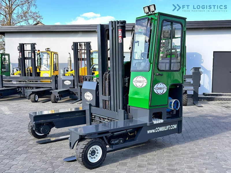 Combilift C4000 / TRIPLEX / 4900MM / LPG / FREE LIFT / FORK SHIFT / LIKE NEW C4000 / TRIPLEX / 4900MM / LPG / FREE LIFT / FORK SHIFT / LIK - Ричтрак с движение в 4 посоки: снимка 1 Combilift C4000 / TRIPLEX / 4900MM / LPG / FREE LIFT / FORK SHIFT / LIKE NEW C4000 / TRIPLEX / 4900MM / LPG / FREE LIFT / FORK SHIFT / LIK - Ричтрак с движение в 4 посоки: снимка 1