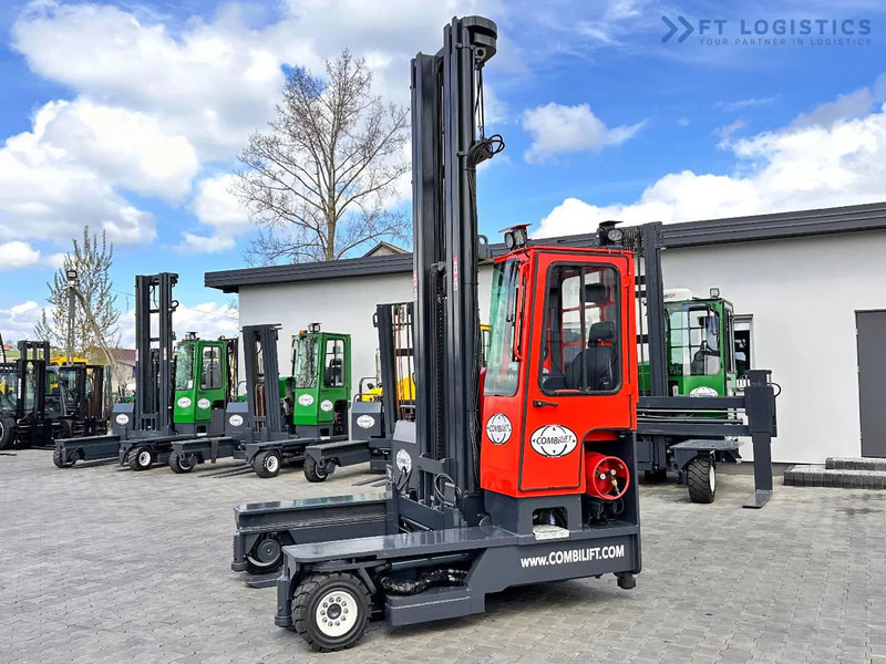Combilift C4000 / TRIPLEX / 9300MM / FREE LIFT / POSITIONER / LPG / CABIN C4000 / TRIPLEX / 9300MM / FREE LIFT / POSITIONER / LPG / CABIN - Ричтрак с движение в 4 посоки: снимка 3 Combilift C4000 / TRIPLEX / 9300MM / FREE LIFT / POSITIONER / LPG / CABIN C4000 / TRIPLEX / 9300MM / FREE LIFT / POSITIONER / LPG / CABIN - Ричтрак с движение в 4 посоки: снимка 3