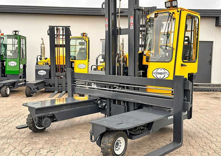Combilift C4500 / DUPLEX / 4050MM / DIESEL / WIDE POSITIONER / FREE LIFT / SIDESHIFT / LIKE NEW - Ричтрак с движение в 4 посоки: снимка 1 Combilift C4500 / DUPLEX / 4050MM / DIESEL / WIDE POSITIONER / FREE LIFT / SIDESHIFT / LIKE NEW - Ричтрак с движение в 4 посоки: снимка 1