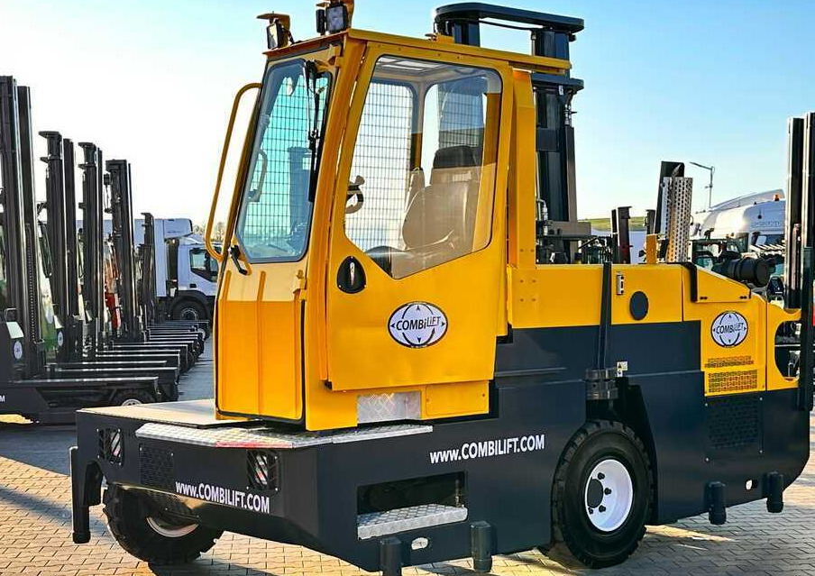 Combilift C5000SL-2019 year-Free lift - Like new - Ричтрак с движение в 4 посоки: снимка 2 Combilift C5000SL-2019 year-Free lift - Like new - Ричтрак с движение в 4 посоки: снимка 2