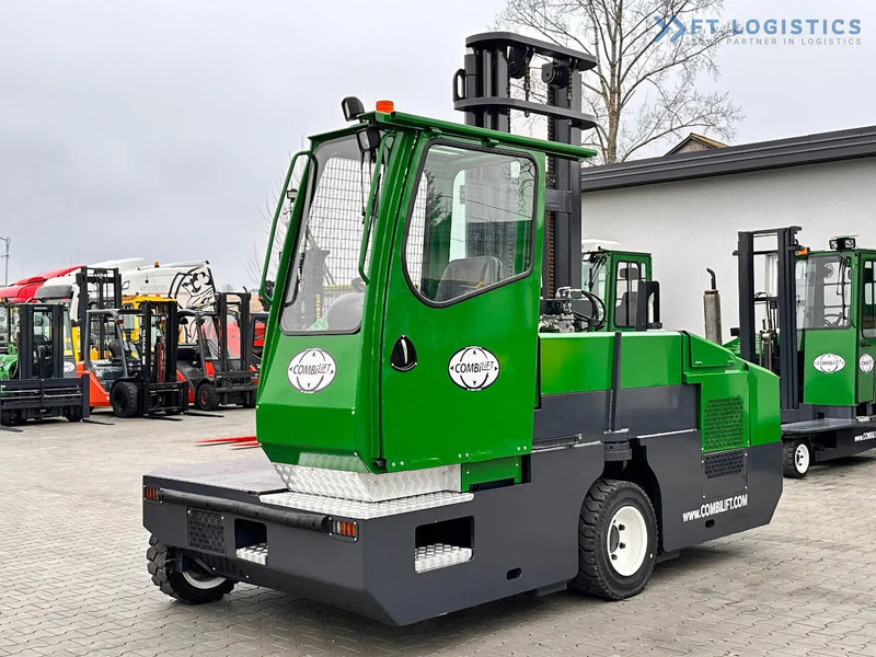 Combilift C5000SL / DIESEL / 4500MM / DUPLEX / CABIN / PLATFORMS / LIKE NEW C5000SL / DIESEL / 4500MM / DUPLEX / CABIN / PLATFORMS / LIKE - Страничен товарач: снимка 2 Combilift C5000SL / DIESEL / 4500MM / DUPLEX / CABIN / PLATFORMS / LIKE NEW C5000SL / DIESEL / 4500MM / DUPLEX / CABIN / PLATFORMS / LIKE - Страничен товарач: снимка 2