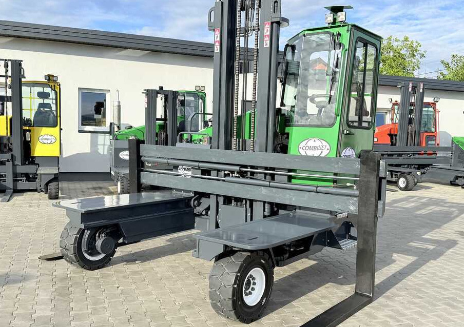 Combilift C5000XL / DIESEL / DUPLEX - 4000MM / WIDE FORK POSITIONER 3350MM / FULL HEATED CABIN / ONLY 6453 HOURS / CONDITION - LIKE NEW! - Ричтрак с движение в 4 посоки: снимка 1 Combilift C5000XL / DIESEL / DUPLEX - 4000MM / WIDE FORK POSITIONER 3350MM / FULL HEATED CABIN / ONLY 6453 HOURS / CONDITION - LIKE NEW! - Ричтрак с движение в 4 посоки: снимка 1