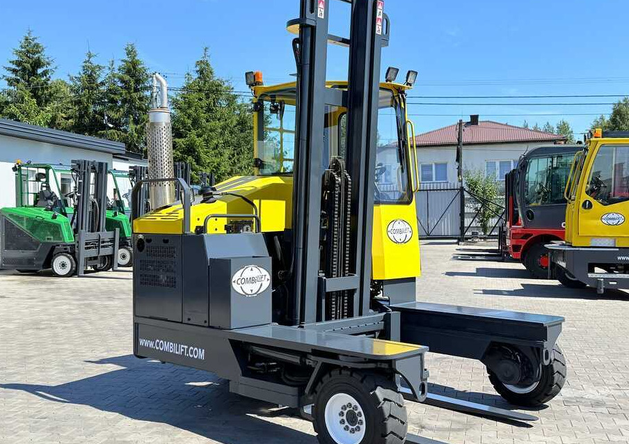 Combilift C5000XL / DUPLEX 4500MM / FREE-LIFT / POSITIONER / NEW TIRES / LIKE NEW - Ричтрак с движение в 4 посоки: снимка 5 Combilift C5000XL / DUPLEX 4500MM / FREE-LIFT / POSITIONER / NEW TIRES / LIKE NEW - Ричтрак с движение в 4 посоки: снимка 5