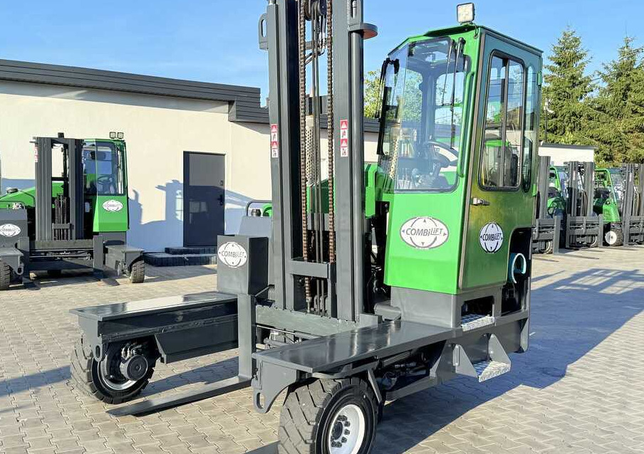 Combilift C5000XL / GAS / DUPLEX 4000 / POSITIONER / FULL CABIN / LIKE NEW - Ричтрак с движение в 4 посоки: снимка 2 Combilift C5000XL / GAS / DUPLEX 4000 / POSITIONER / FULL CABIN / LIKE NEW - Ричтрак с движение в 4 посоки: снимка 2