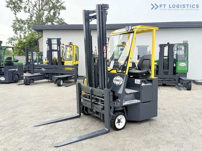 Combilift CB2500 / DUPLEX / 4100MM / DIESEL / FREE LIFT / FORK POSITIONER / SIDE SHIFT / LIKE NEW / Wide range of four-way and side loader - Ричтрак с движение в 4 посоки: снимка 1 Combilift CB2500 / DUPLEX / 4100MM / DIESEL / FREE LIFT / FORK POSITIONER / SIDE SHIFT / LIKE NEW / Wide range of four-way and side loader - Ричтрак с движение в 4 посоки: снимка 1