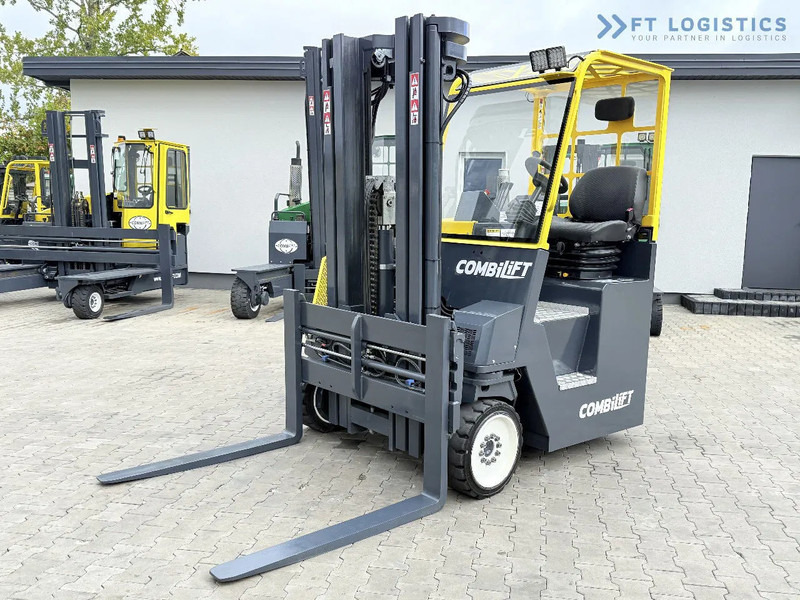 Combilift CB4000 / GAS / TRIPLEX 5200MM / FREE LIFT / FORK POSITIONER / SIDE SHIFT / EXCELLENT CONDITION / Wide range of four-way and side - Ричтрак с движение в 4 посоки: снимка 4 Combilift CB4000 / GAS / TRIPLEX 5200MM / FREE LIFT / FORK POSITIONER / SIDE SHIFT / EXCELLENT CONDITION / Wide range of four-way and side - Ричтрак с движение в 4 посоки: снимка 4