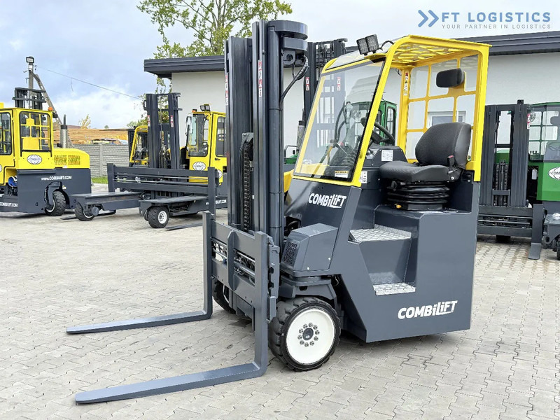Combilift CB4000 / GAS / TRIPLEX 5200MM / FREE LIFT / FORK POSITIONER / SIDE SHIFT / EXCELLENT CONDITION / Wide range of four-way and side - Ричтрак с движение в 4 посоки: снимка 3 Combilift CB4000 / GAS / TRIPLEX 5200MM / FREE LIFT / FORK POSITIONER / SIDE SHIFT / EXCELLENT CONDITION / Wide range of four-way and side - Ричтрак с движение в 4 посоки: снимка 3