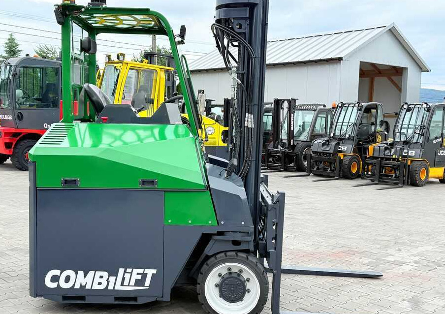 Combilift CBE4000 / TRIPLEX / 5200 / FREE-LIFT - Ричтрак с движение в 4 посоки: снимка 3 Combilift CBE4000 / TRIPLEX / 5200 / FREE-LIFT - Ричтрак с движение в 4 посоки: снимка 3