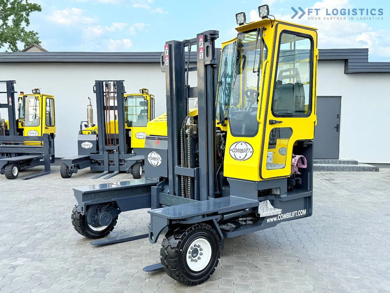 Combilift COMBILIFT C3000XL LARGE CABIN – DUPLEX 3200mm – Year 2015 – LPG – FREE LIFT – SIDESHIFT – CONDITION 5/5 COMBILIFT C3000XL LARGE - Ричтрак с движение в 4 посоки: снимка 1 Combilift COMBILIFT C3000XL LARGE CABIN – DUPLEX 3200mm – Year 2015 – LPG – FREE LIFT – SIDESHIFT – CONDITION 5/5 COMBILIFT C3000XL LARGE - Ричтрак с движение в 4 посоки: снимка 1