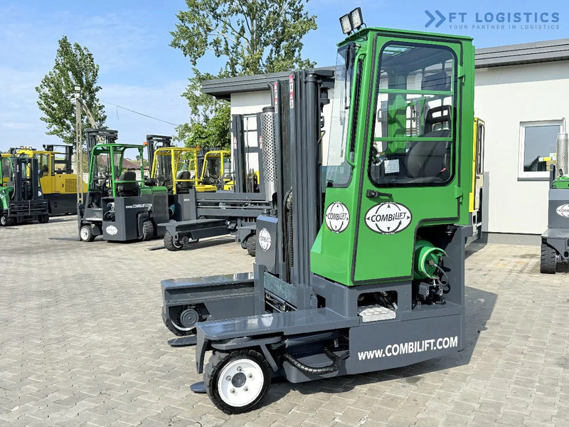 Combilift Combilift C2500 / GAS / TRIPLEX 4900MM / FREE LIFT / ONLY 2446 HOURS / FORK POSITIONER / FULL CABIN / PERFECT CONDITION / Wide r - Ричтрак с движение в 4 посоки: снимка 3 Combilift Combilift C2500 / GAS / TRIPLEX 4900MM / FREE LIFT / ONLY 2446 HOURS / FORK POSITIONER / FULL CABIN / PERFECT CONDITION / Wide r - Ричтрак с движение в 4 посоки: снимка 3