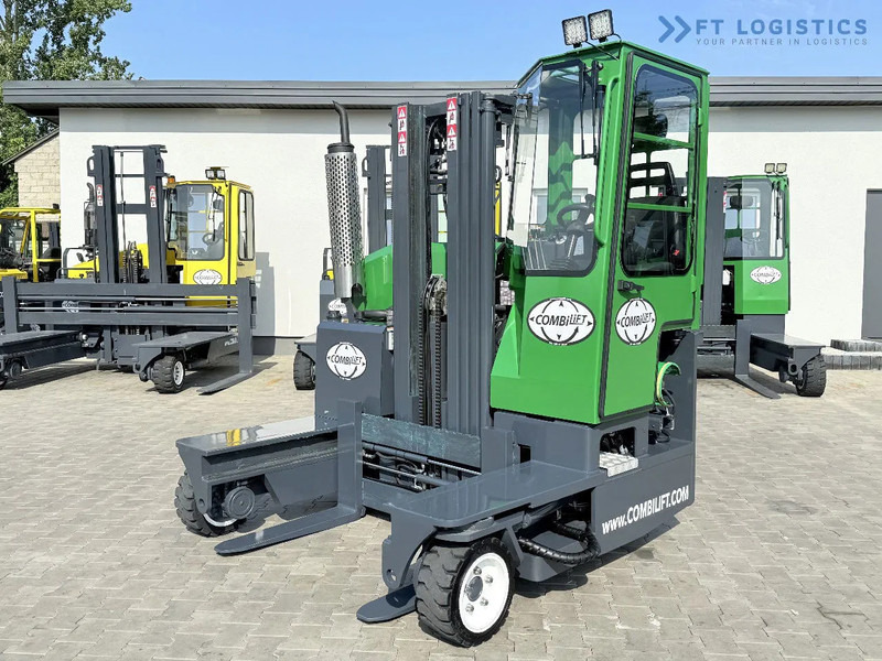 Combilift Combilift C2500 / GAS / TRIPLEX 4900MM / FREE LIFT / ONLY 2446 HOURS / FORK POSITIONER / FULL CABIN / PERFECT CONDITION / Wide r - Ричтрак с движение в 4 посоки: снимка 1 Combilift Combilift C2500 / GAS / TRIPLEX 4900MM / FREE LIFT / ONLY 2446 HOURS / FORK POSITIONER / FULL CABIN / PERFECT CONDITION / Wide r - Ричтрак с движение в 4 посоки: снимка 1