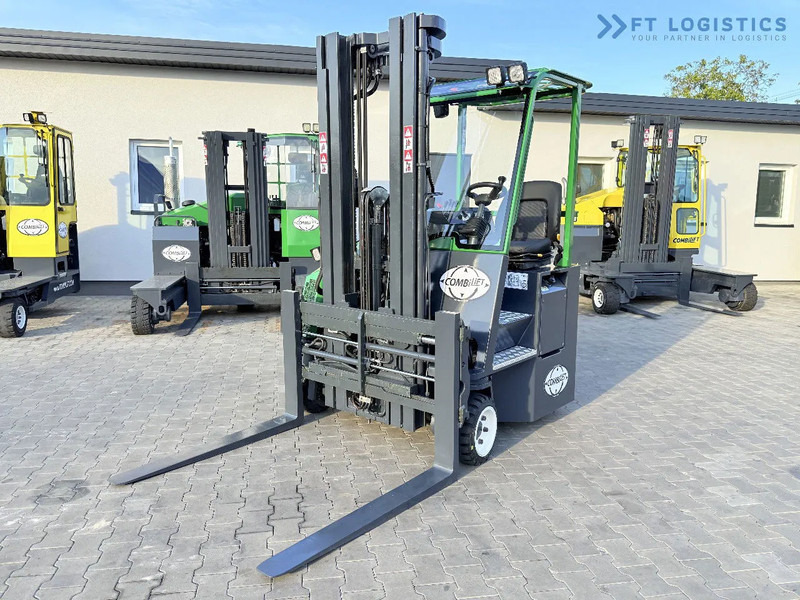 Combilift Combilift C2500CB / TRIPLEX / 5500MM / FREE LIFT / DIESEL / ONLY 3768 MTH / FORK POSITIONER / SIDE SHIFT / NEW TYRES / LIKE NEW - Ричтрак с движение в 4 посоки: снимка 3 Combilift Combilift C2500CB / TRIPLEX / 5500MM / FREE LIFT / DIESEL / ONLY 3768 MTH / FORK POSITIONER / SIDE SHIFT / NEW TYRES / LIKE NEW - Ричтрак с движение в 4 посоки: снимка 3