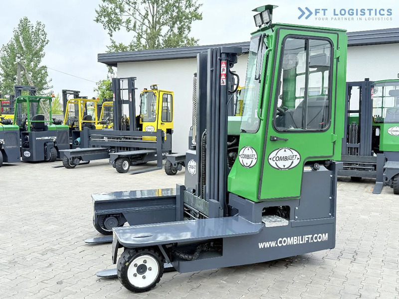 Combilift Combilift C3000 / DIESEL / TRIPLEX 4900MM / FREE LIFT / FORK POSITIONER / HEATING / FULL CABIN / PERFECT CONDITION / Wide range - Ричтрак с движение в 4 посоки: снимка 2 Combilift Combilift C3000 / DIESEL / TRIPLEX 4900MM / FREE LIFT / FORK POSITIONER / HEATING / FULL CABIN / PERFECT CONDITION / Wide range - Ричтрак с движение в 4 посоки: снимка 2