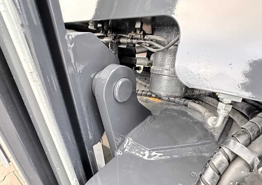 Ричтрак с движение в 4 посоки Combilift Combilift C3000CB - Duplex 4000mm - Year 2016 / ONLY 2,161 MTH / PERFECT CONDITION / LIKE NEW!: снимка 39