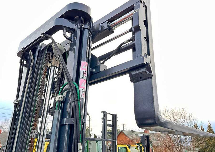 Ричтрак с движение в 4 посоки Combilift Combilift C3000CB - Duplex 4000mm - Year 2016 / ONLY 2,161 MTH / PERFECT CONDITION / LIKE NEW!: снимка 12