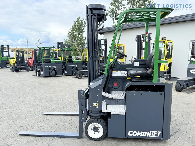 Combilift Combilift CBE2500 / TRIPLEX / 5500MM / FREE LIFT / ELECTRIC DRIVE / ONLY 2300 MTH / FORK POSITIONER / SIDE SHIFT / NEW TYRES / L - Ричтрак с движение в 4 посоки: снимка 3 Combilift Combilift CBE2500 / TRIPLEX / 5500MM / FREE LIFT / ELECTRIC DRIVE / ONLY 2300 MTH / FORK POSITIONER / SIDE SHIFT / NEW TYRES / L - Ричтрак с движение в 4 посоки: снимка 3