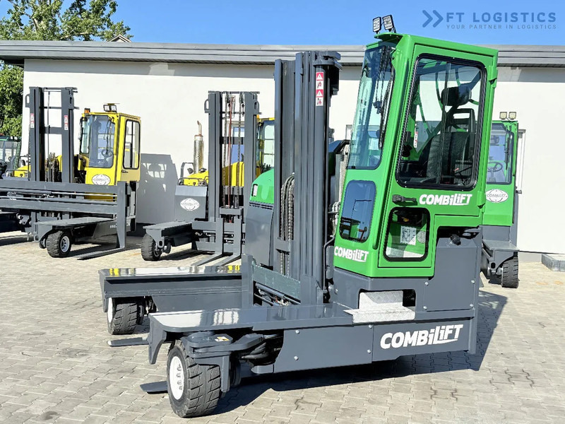 Combilift Combilift FOUR-WAY MULTIDIRECTIONAL FORKLIFT C4500 / DIESEL / TRIPLEX 4900MM / ONLY 4854 HOURS / FORK POSITIONER / FULL CABIN – - Ричтрак с движение в 4 посоки: снимка 3 Combilift Combilift FOUR-WAY MULTIDIRECTIONAL FORKLIFT C4500 / DIESEL / TRIPLEX 4900MM / ONLY 4854 HOURS / FORK POSITIONER / FULL CABIN – - Ричтрак с движение в 4 посоки: снимка 3