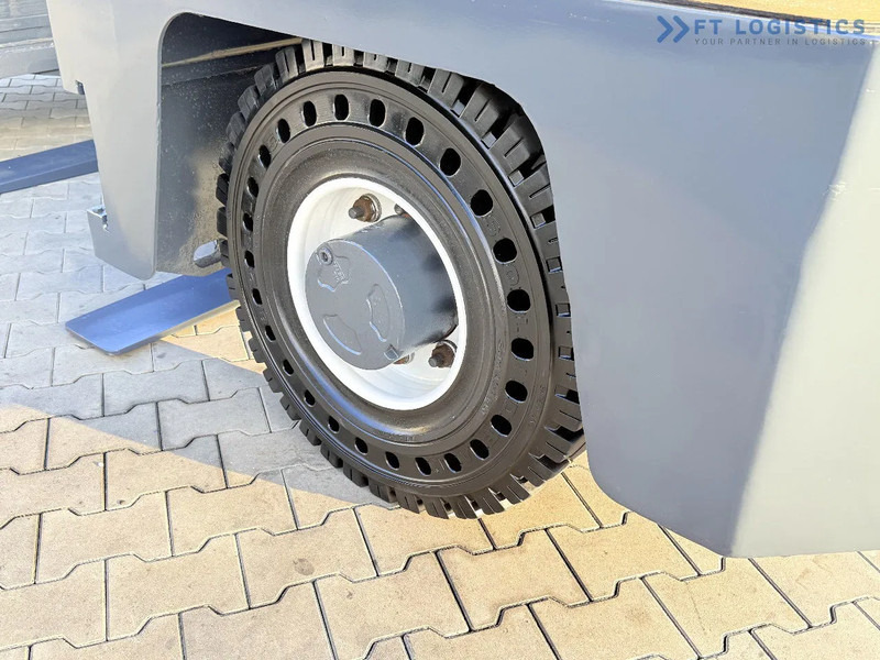 Combilift Combilift SIDE LOADER / C5000FSL / DIESEL / DUPLEX 4100MM / ONLY 2573 HOURS / FULL CABIN / PERFECT CONDITION / NEW TYRES / Wide - Страничен товарач: снимка 5 Combilift Combilift SIDE LOADER / C5000FSL / DIESEL / DUPLEX 4100MM / ONLY 2573 HOURS / FULL CABIN / PERFECT CONDITION / NEW TYRES / Wide - Страничен товарач: снимка 5