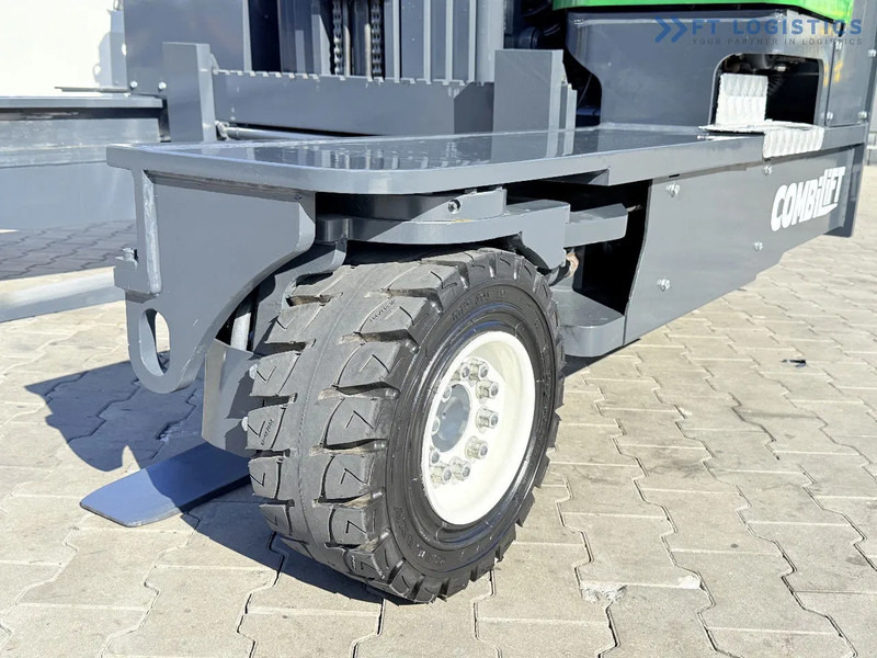 Combilift FOUR-WAY / MULTI-DIRECTIONAL FORKLIFT C4500 / DIESEL / TRIPLEX 4900MM / ONLY 4160 WORKING HOURS / FORK POSITIONER / FULL CABIN W - Ричтрак с движение в 4 посоки: снимка 3 Combilift FOUR-WAY / MULTI-DIRECTIONAL FORKLIFT C4500 / DIESEL / TRIPLEX 4900MM / ONLY 4160 WORKING HOURS / FORK POSITIONER / FULL CABIN W - Ричтрак с движение в 4 посоки: снимка 3