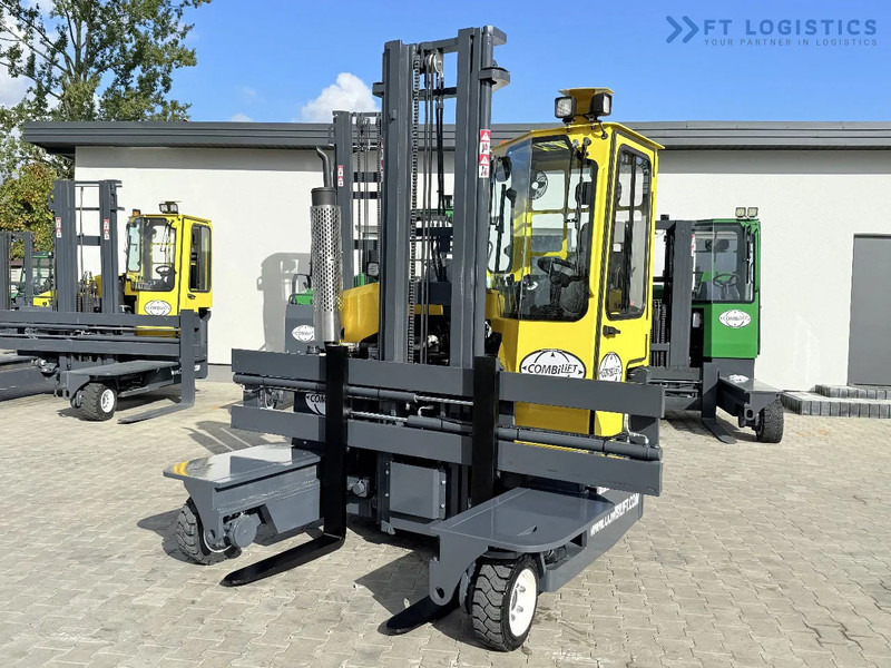Combilift FOUR-WAY / MULTI-DIRECTIONAL FORKLIFT / ONLY 491 HOURS / C2500 / GAS / DUPLEX 4600MM / SHORT – ONLY 1900MM / WIDTH 2700MM WITH F - Ричтрак с движение в 4 посоки: снимка 1 Combilift FOUR-WAY / MULTI-DIRECTIONAL FORKLIFT / ONLY 491 HOURS / C2500 / GAS / DUPLEX 4600MM / SHORT – ONLY 1900MM / WIDTH 2700MM WITH F - Ричтрак с движение в 4 посоки: снимка 1