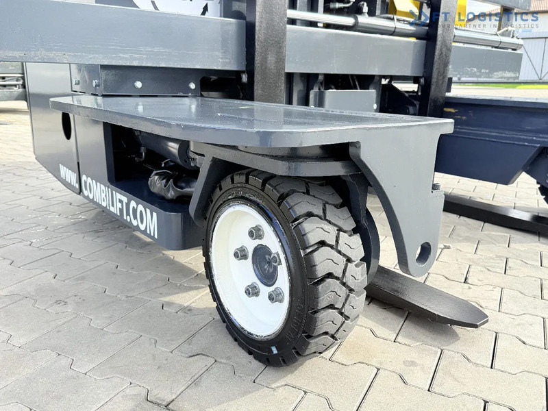 Combilift FOUR-WAY / MULTI-DIRECTIONAL FORKLIFT / ONLY 491 HOURS / C2500 / GAS / DUPLEX 4600MM / SHORT – ONLY 1900MM / WIDTH 2700MM WITH F - Ричтрак с движение в 4 посоки: снимка 5 Combilift FOUR-WAY / MULTI-DIRECTIONAL FORKLIFT / ONLY 491 HOURS / C2500 / GAS / DUPLEX 4600MM / SHORT – ONLY 1900MM / WIDTH 2700MM WITH F - Ричтрак с движение в 4 посоки: снимка 5