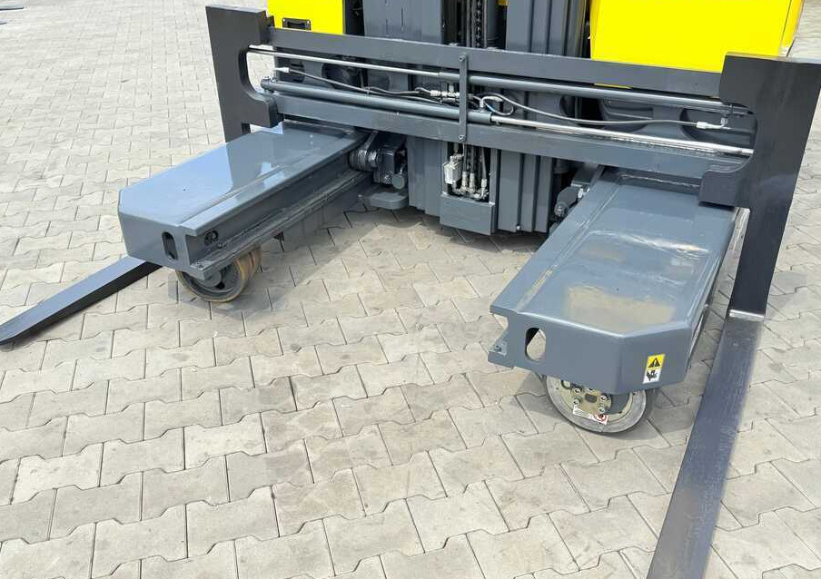 Ричтрак с движение в 4 посоки Combilift MR / ELECTRIC / TRIPLEX – 6000MM / FULL FREE LIFT / WIDE POSITIONER / FORK SIDESHIFT / ONLY 1400 HOURS / LIKE NEW: снимка 16