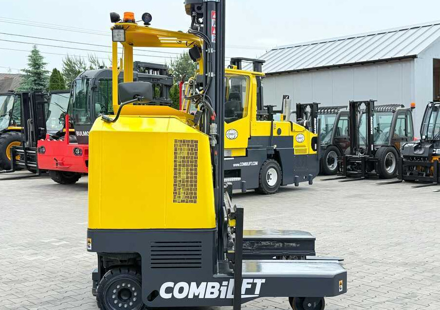 Ричтрак с движение в 4 посоки Combilift MR / ELECTRIC / TRIPLEX – 6000MM / FULL FREE LIFT / WIDE POSITIONER / FORK SIDESHIFT / ONLY 1400 HOURS / LIKE NEW: снимка 6