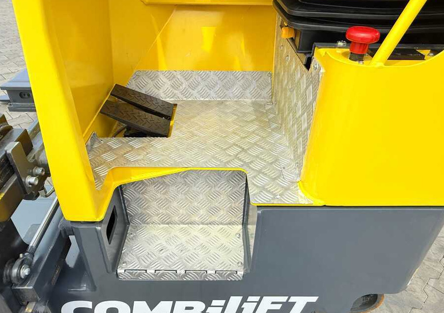 Ричтрак с движение в 4 посоки Combilift MR / ELECTRIC / TRIPLEX – 6000MM / FULL FREE LIFT / WIDE POSITIONER / FORK SIDESHIFT / ONLY 1400 HOURS / LIKE NEW: снимка 15