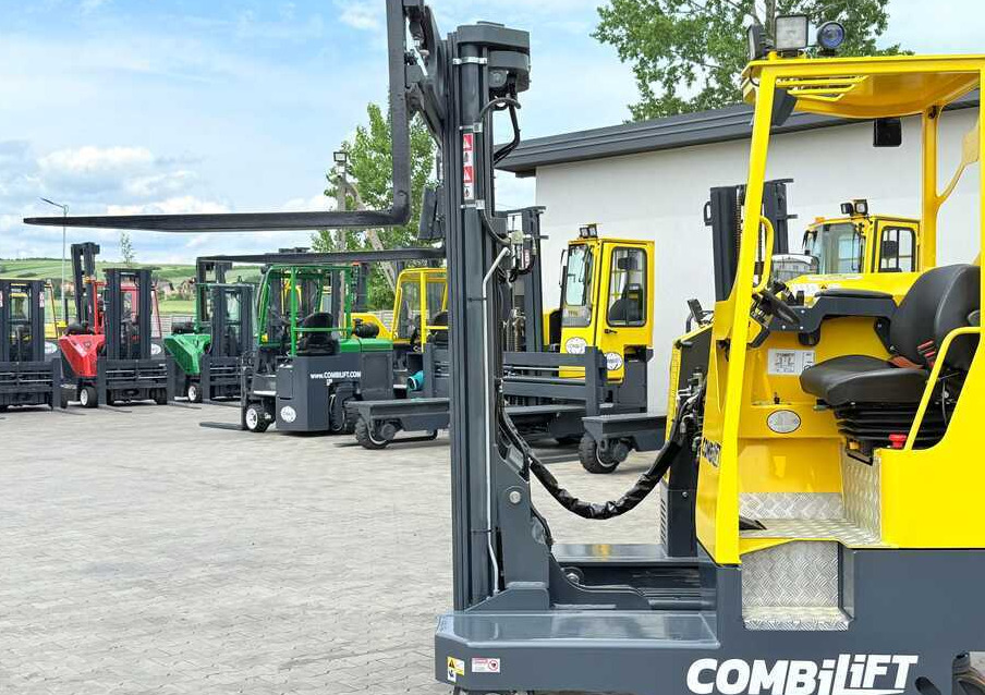 Ричтрак с движение в 4 посоки Combilift MR / ELECTRIC / TRIPLEX – 6000MM / FULL FREE LIFT / WIDE POSITIONER / FORK SIDESHIFT / ONLY 1400 HOURS / LIKE NEW: снимка 18
