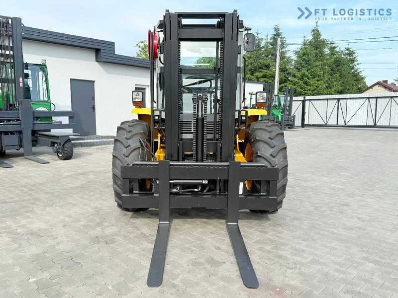 JCB 940 / DIESEL / TRIPLEX 4500MM / FORK POSITIONER / SIDE SHIFT / 4T / NEW TYRES / LIKE NEW 940 / DIESEL / TRIPLEX 4500MM / FORK PO - Мотокар с висока проходимост: снимка 4 JCB 940 / DIESEL / TRIPLEX 4500MM / FORK POSITIONER / SIDE SHIFT / 4T / NEW TYRES / LIKE NEW 940 / DIESEL / TRIPLEX 4500MM / FORK PO - Мотокар с висока проходимост: снимка 4