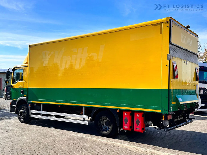 MAN TGM 15.250 MAN TGM 15.250 4X2 / CONTAINER - 16 PALLETS / TAIL LIFT / TIRES 80% / PERFECT CONDITION - Камион фургон: снимка 4 MAN TGM 15.250 MAN TGM 15.250 4X2 / CONTAINER - 16 PALLETS / TAIL LIFT / TIRES 80% / PERFECT CONDITION - Камион фургон: снимка 4