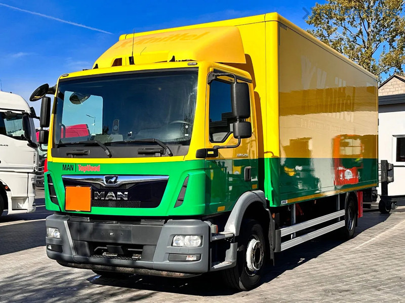 MAN TGM 15.250 MAN TGM 15.250 4X2 / CONTAINER - 16 PALLETS / TAIL LIFT / TIRES 80% / PERFECT CONDITION - Камион фургон: снимка 2 MAN TGM 15.250 MAN TGM 15.250 4X2 / CONTAINER - 16 PALLETS / TAIL LIFT / TIRES 80% / PERFECT CONDITION - Камион фургон: снимка 2