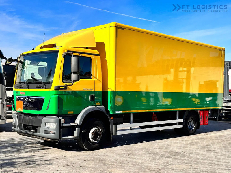 MAN TGM 15.250 MAN TGM 15.250 4X2 / CONTAINER - 16 PALLETS / TAIL LIFT / TIRES 80% / PERFECT CONDITION - Камион фургон: снимка 1 MAN TGM 15.250 MAN TGM 15.250 4X2 / CONTAINER - 16 PALLETS / TAIL LIFT / TIRES 80% / PERFECT CONDITION - Камион фургон: снимка 1
