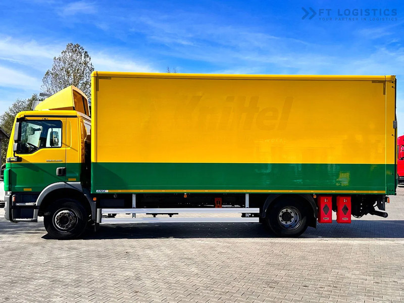 MAN TGM 15.250 MAN TGM 15.250 4X2 / CONTAINER - 16 PALLETS / TAIL LIFT / TIRES 80% / PERFECT CONDITION - Камион фургон: снимка 3 MAN TGM 15.250 MAN TGM 15.250 4X2 / CONTAINER - 16 PALLETS / TAIL LIFT / TIRES 80% / PERFECT CONDITION - Камион фургон: снимка 3