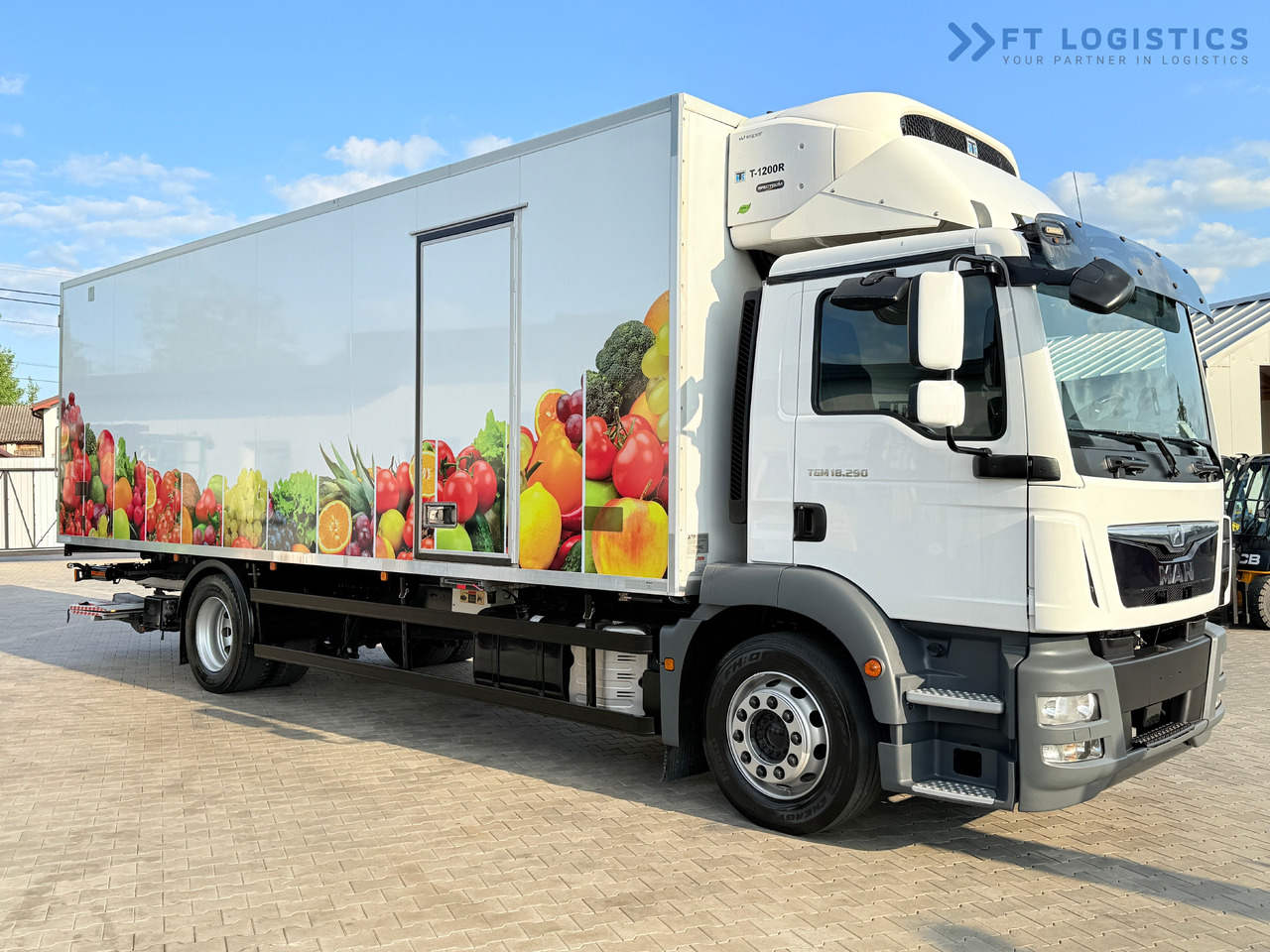 Рефрижератор камион За превоз на хранителни стоки MAN TGM 18.290 / THERMOKING T-1200R / BI-TEMPERATURE / 19 PALLETS / 90% TYRES / EXCELLENT CONDITION / DHOLLANDIA TAIL LIFT / SIDE DOOR / PAYLOAD 8,220 KG: снимка 13