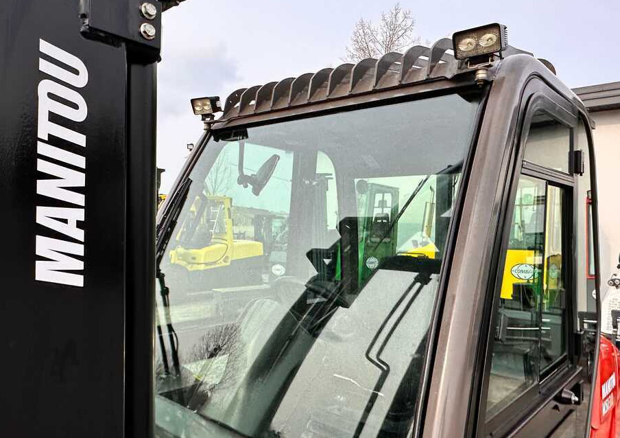 Manitou MSI30 / DIESEL / DUPLEX / 3400MM / CABIN / FORK POSITIONER / SIDE SHIFT / LIKE NEW - Мотокар с висока проходимост: снимка 2 Manitou MSI30 / DIESEL / DUPLEX / 3400MM / CABIN / FORK POSITIONER / SIDE SHIFT / LIKE NEW - Мотокар с висока проходимост: снимка 2