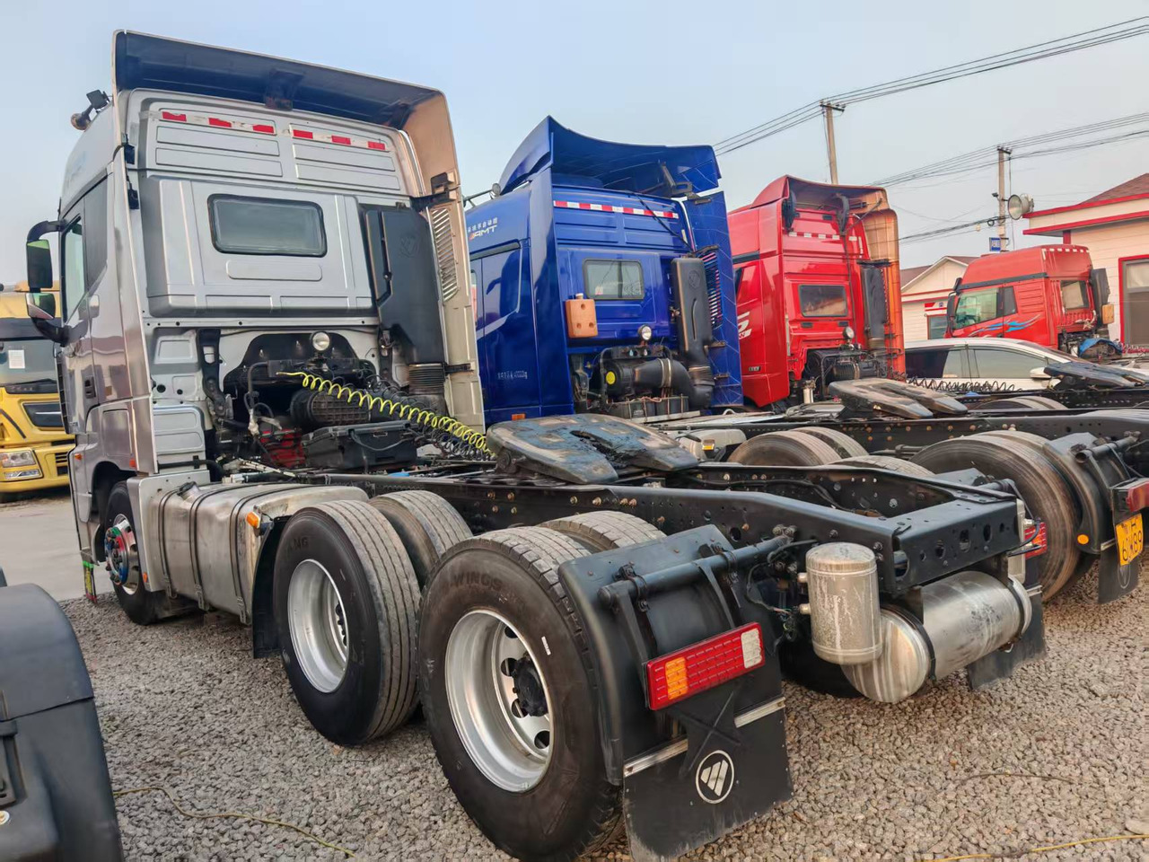 AUMAN 560HP - Самосвал полуремарке: снимка 5 AUMAN 560HP - Самосвал полуремарке: снимка 5