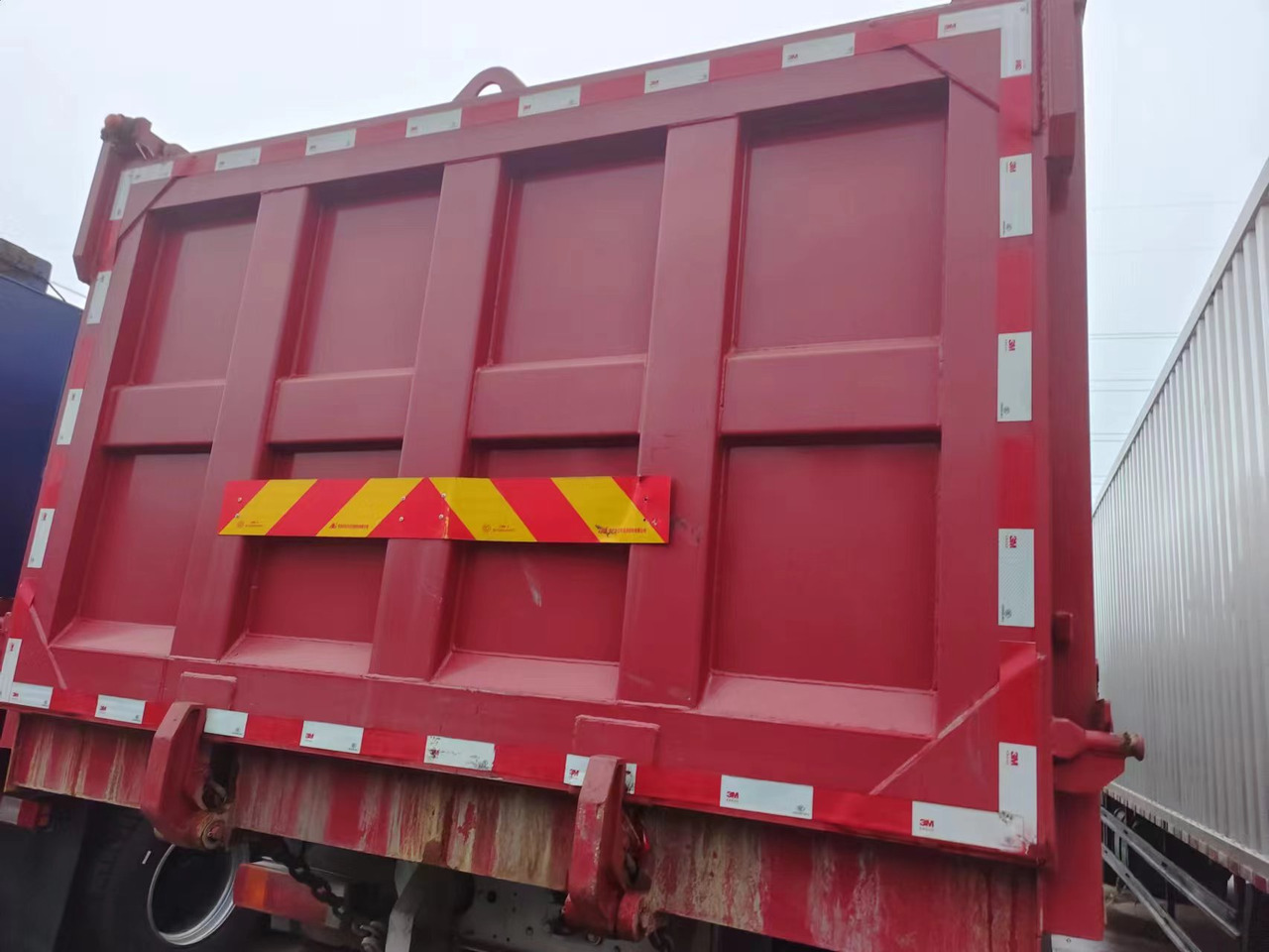 Auman Auman 6*4 dump truck - Самосвал камион: снимка 3 Auman Auman 6*4 dump truck - Самосвал камион: снимка 3