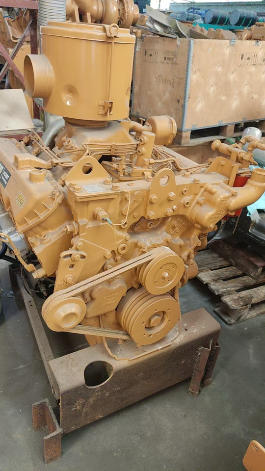 CATERPILLAR 3208 - Двигател за Прикачен инвентар: снимка 2 CATERPILLAR 3208 - Двигател за Прикачен инвентар: снимка 2