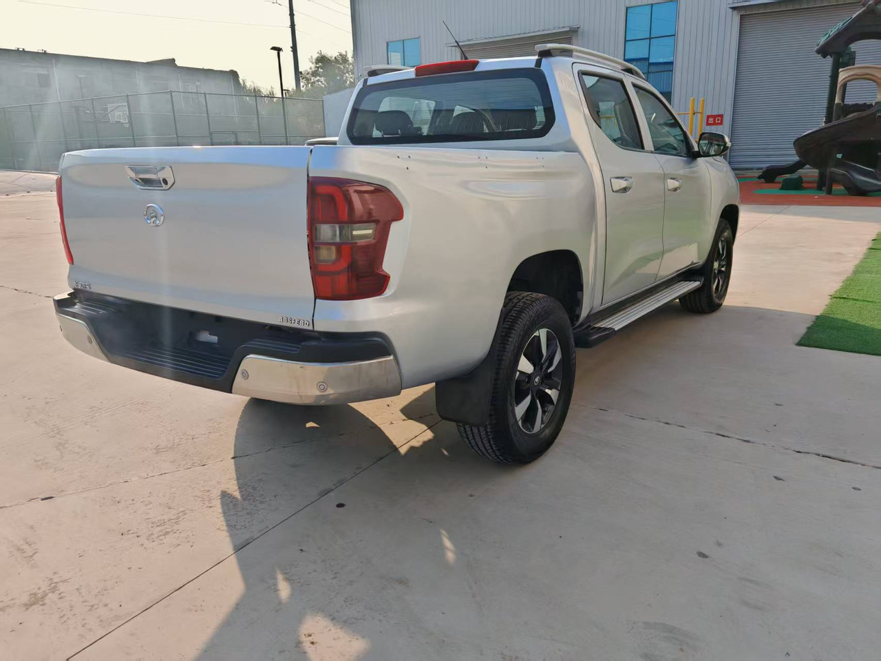 Changan - Пикап, Бус с двойна кабина: снимка 4 Changan - Пикап, Бус с двойна кабина: снимка 4