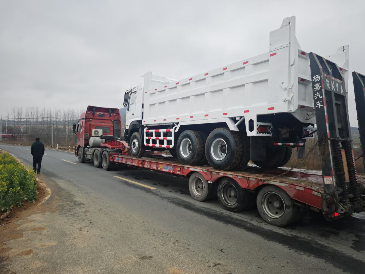 HINO HINO 700 - Самосвал камион: снимка 3 HINO HINO 700 - Самосвал камион: снимка 3