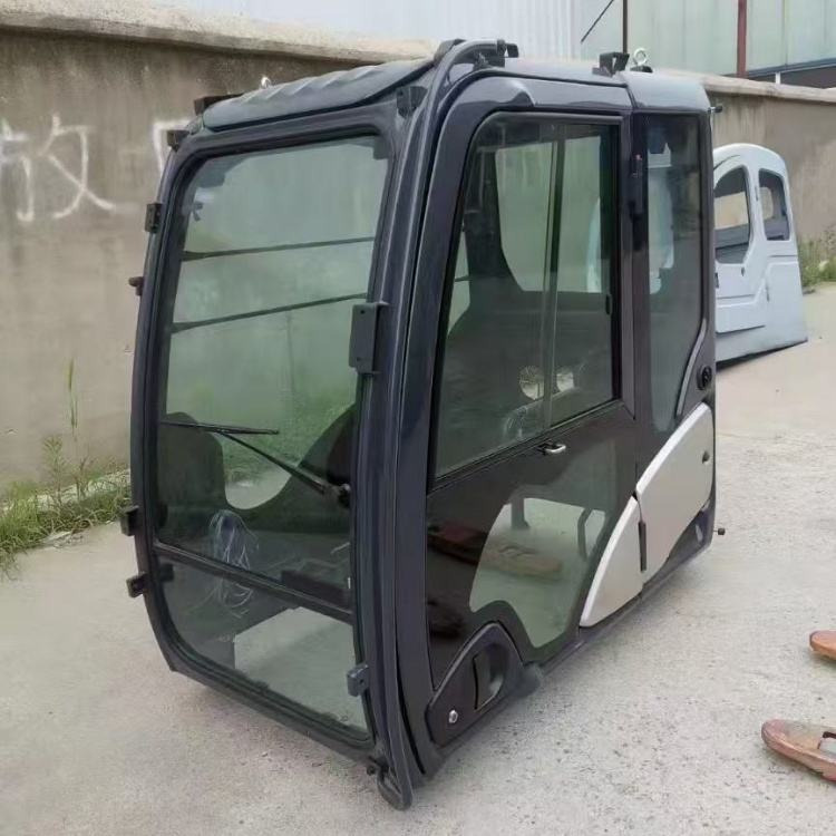 HITACHI ZX200-3 ZX210-3 ZX240-3 - Кабина за Багер: снимка 2 HITACHI ZX200-3 ZX210-3 ZX240-3 - Кабина за Багер: снимка 2