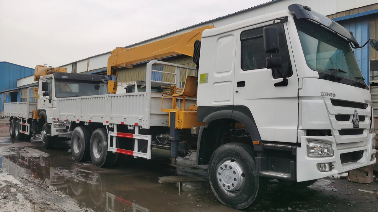 HOWO 371 - Камион с кран: снимка 4 HOWO 371 - Камион с кран: снимка 4