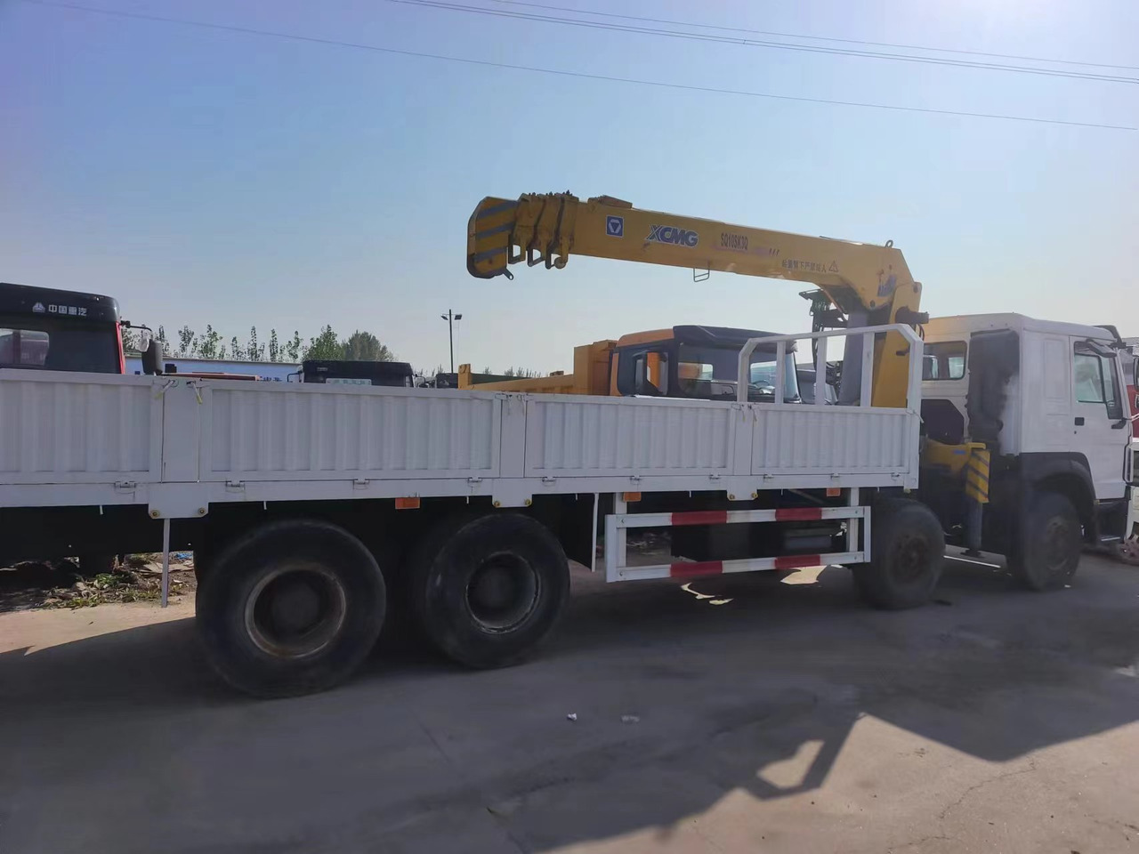 HOWO HOWO 371 chassis,10 TONS crane truck - Камион с кран: снимка 4 HOWO HOWO 371 chassis,10 TONS crane truck - Камион с кран: снимка 4