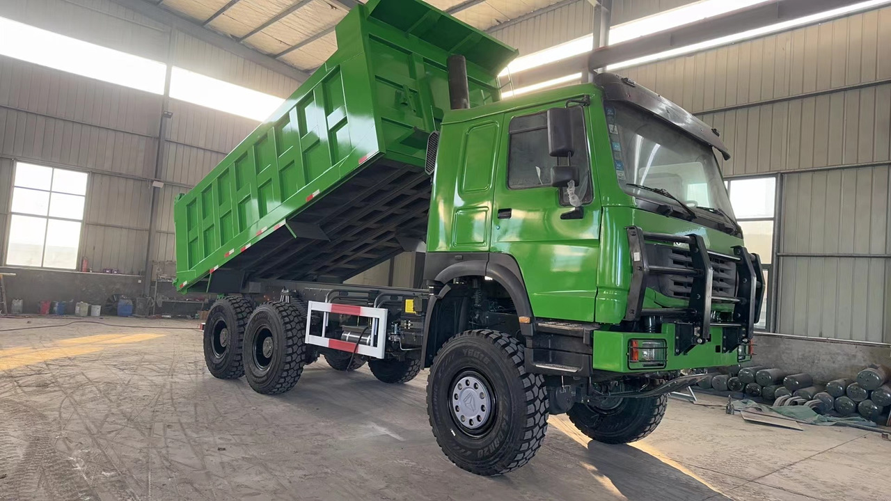 HOWO375 6*6 dump truck - Самосвал камион: снимка 2 HOWO375 6*6 dump truck - Самосвал камион: снимка 2