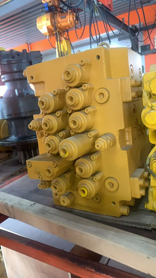 HYUNDAI R210-7 - Хидравличен клапан за Багер: снимка 2 HYUNDAI R210-7 - Хидравличен клапан за Багер: снимка 2