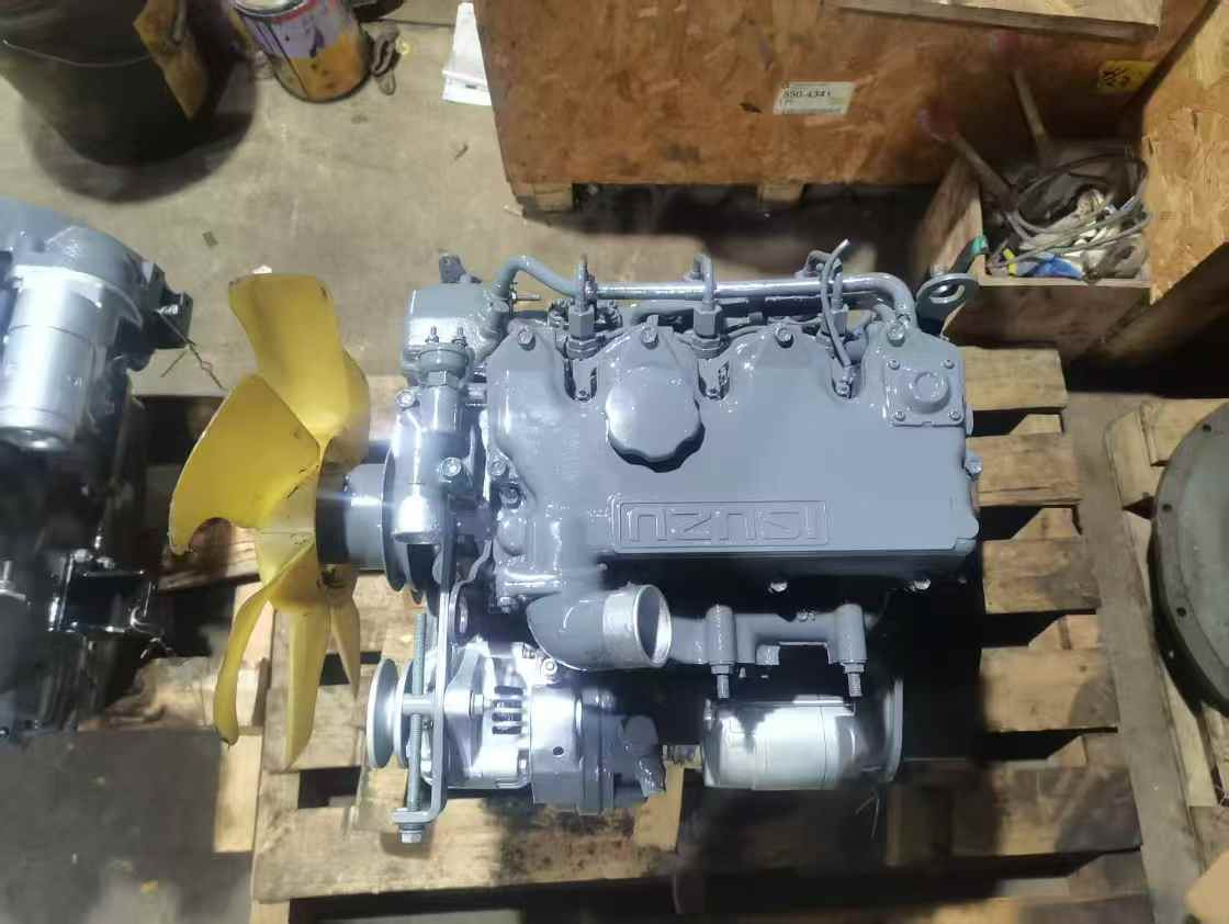 ISUZU 3LB1 - Кабина за Багер: снимка 2 ISUZU 3LB1 - Кабина за Багер: снимка 2