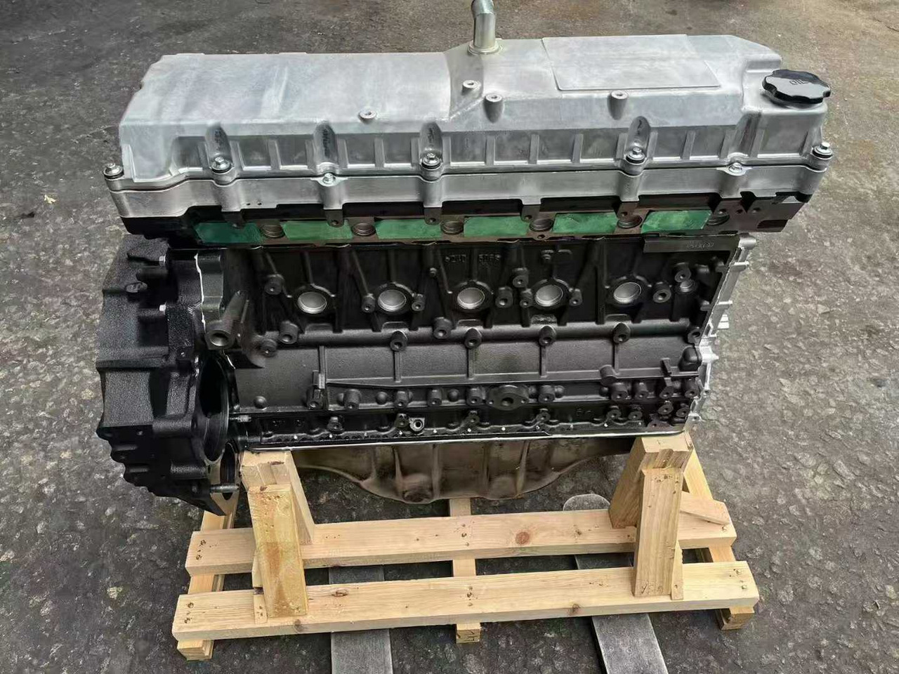 ISUZU 6HK1 - Двигател за Прикачен инвентар: снимка 1 ISUZU 6HK1 - Двигател за Прикачен инвентар: снимка 1